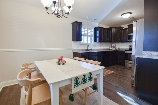 Photo - Pet Friendly Three Bedroom with Bonus!