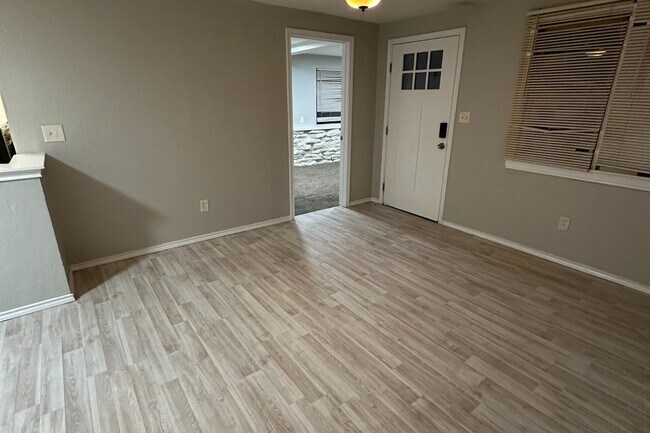 Photo - 3632 Firethorn Dr