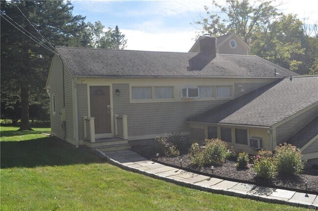 Photo - 1 Sunset Hill Rd