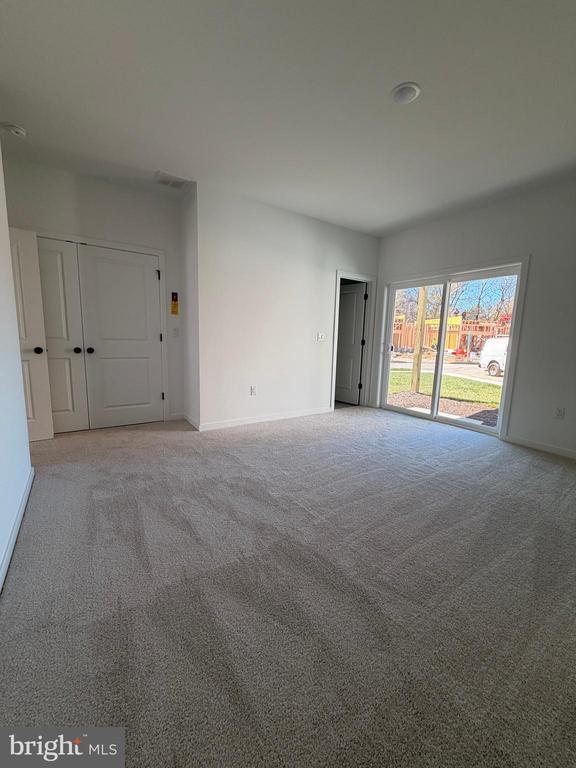 Photo - 46 Basswood St