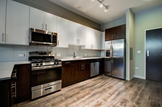 Photo - 1 bedroom in Chicago IL 60642 Unit 403