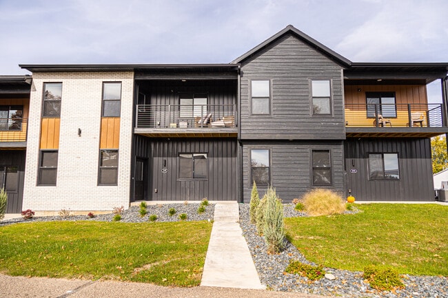 Photo - 1152 N Hillcrest Pky Unit 202