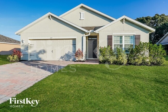 Building Photo - 237 SE 3rd St