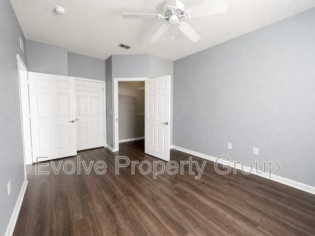 Photo - 8775 Sartori St