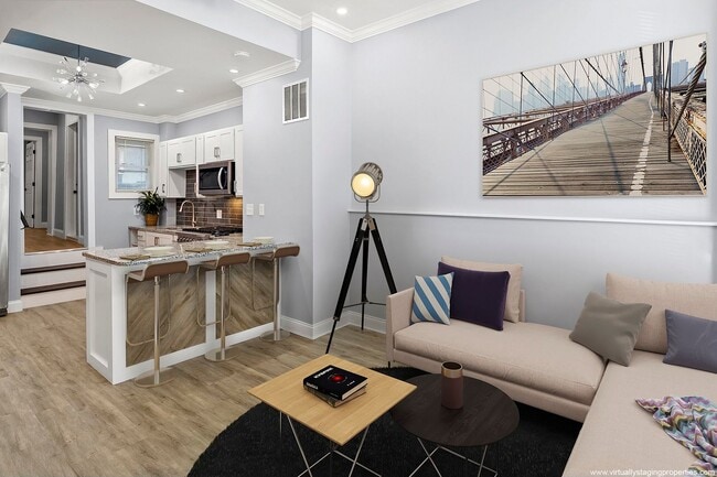 Photo - Beautifully renovated 3BR/3.5BA in Upper F...