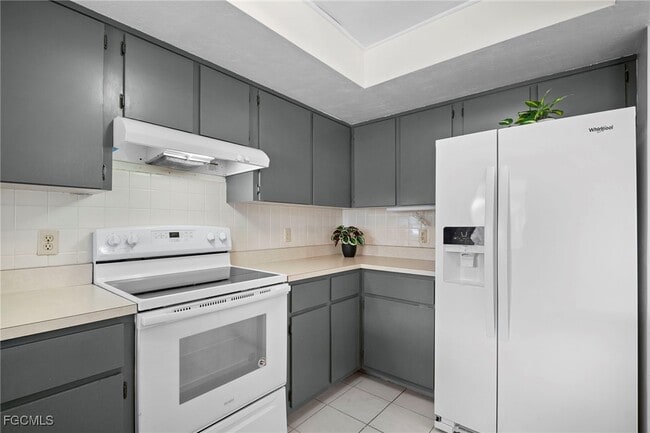 Photo - 9721 Deerfoot Dr