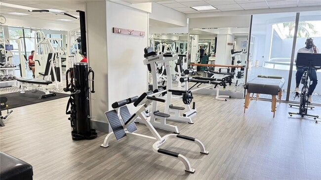 Photo - 19707 Turnberry Way Unit 18K