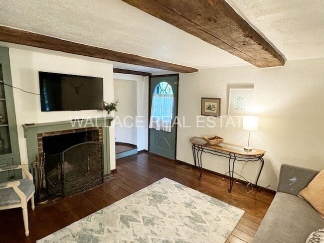 1600 Duncan Rd SW