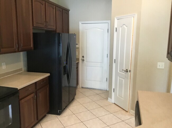 Photo - 7902 Camden Woods Dr