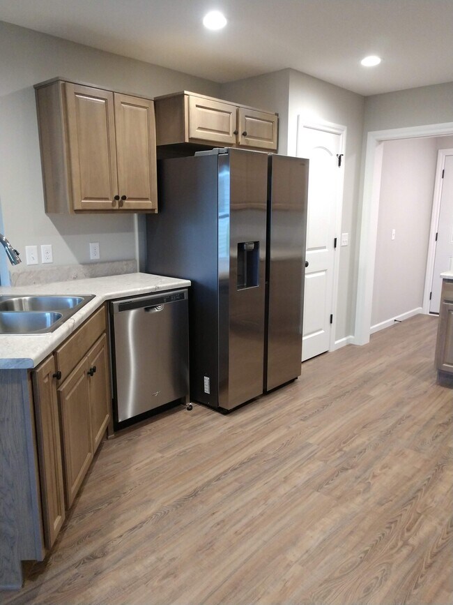 Photo - 15077 Verity Pky