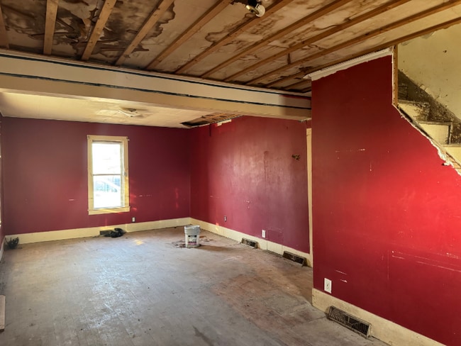 Photo - 502 S Broadway St