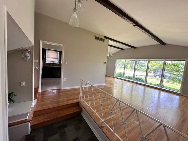 Photo - 704 Laramie Ave