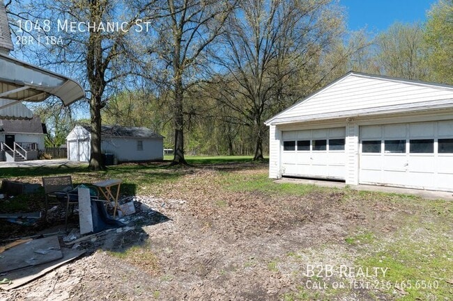 Photo - 1048 Mechanic St