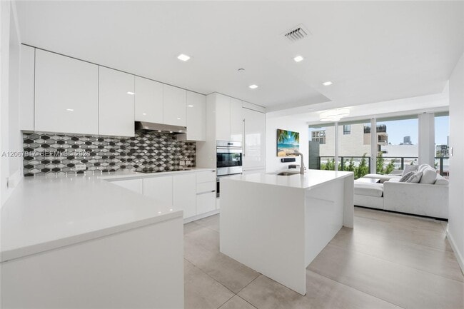 Photo - 1201 20th St Unit 410