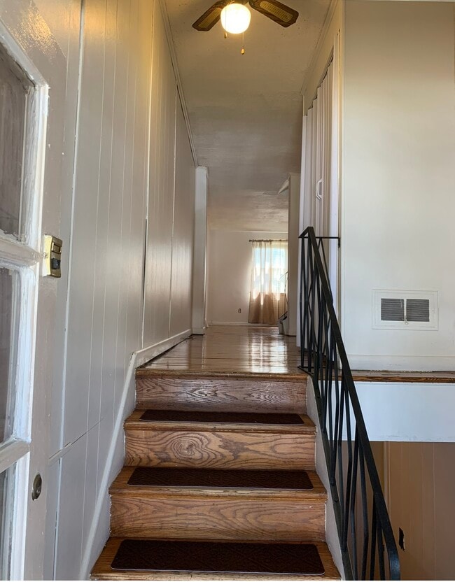 Photo - 62 Oakmont Dr