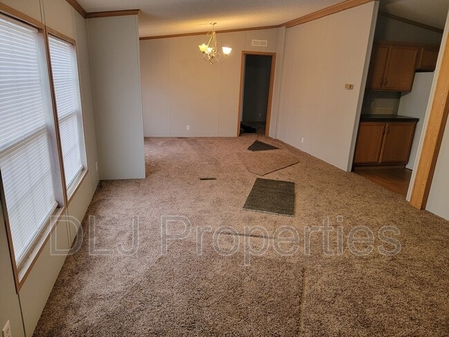 Photo - 1612 US-25W