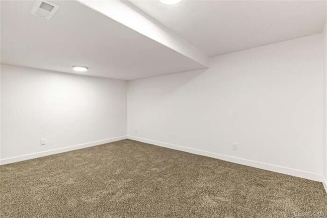 Photo - 4530 Clayton St