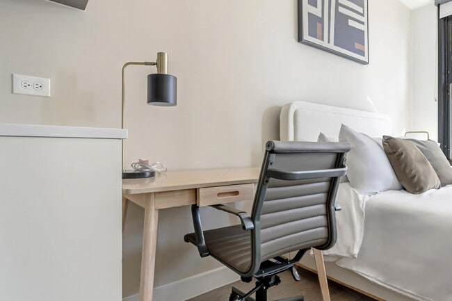 Photo - 21 E Chestnut St Unidad FL23-ID1391