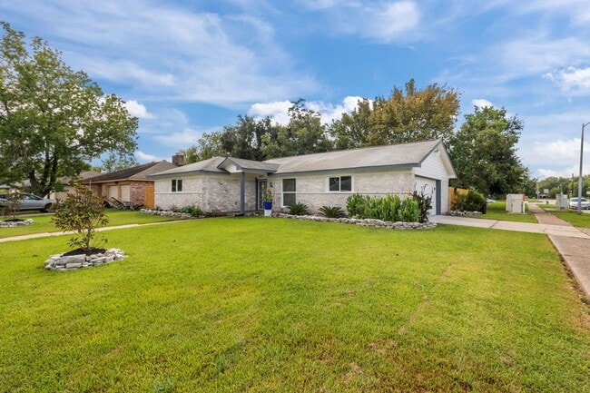 Photo - 6639 Indian Falls Dr