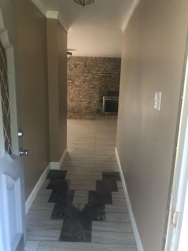 Photo - Nice Country living!