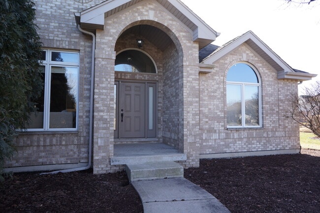 Photo - 8566 Huckins Dr