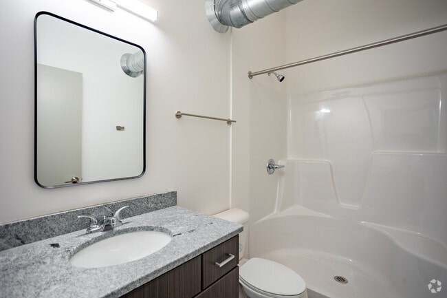 Unit 116 - 1BR, 1BA - 874SF - Bathroom