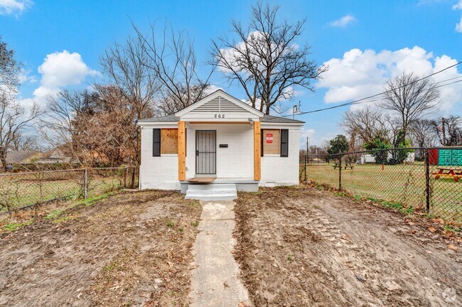 Building Photo - 862 N 2nd St Rental