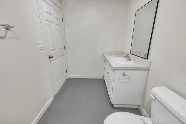 Photo - 1340 W Mariposa Ave Unidad 1