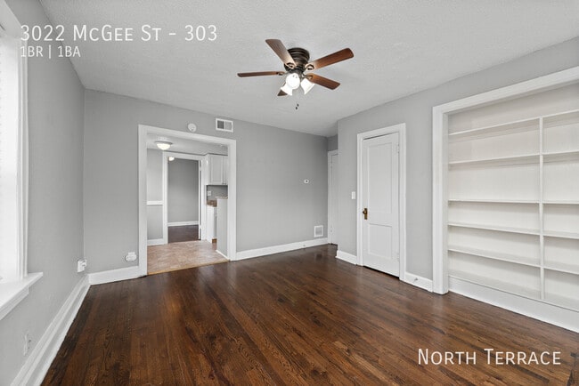 Photo - 3022 McGee St Unidad 303