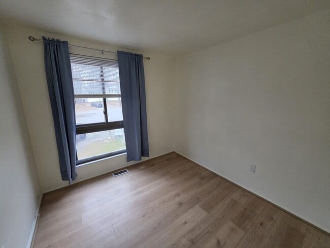 Photo - 4902 Cord Ct