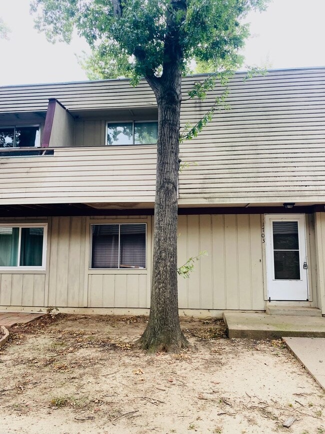 Photo - Wonderful 1-bedroom, 1.5-bath loft style c...