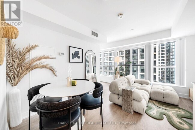 Photo - 5 Mabelle Ave Unit 1131