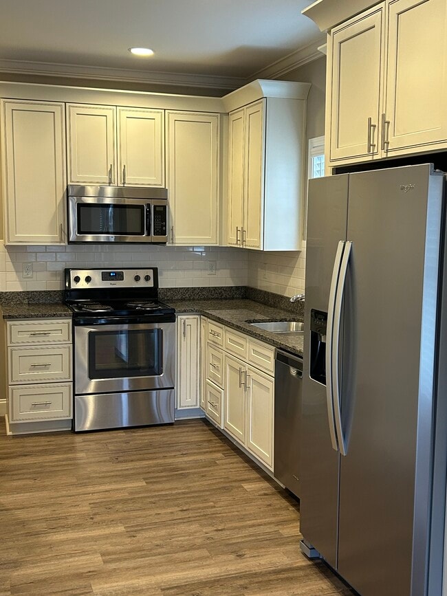 Photo - 108 Briar Ln