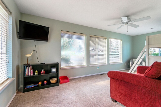 Building Photo - 1381 Sunset Rd Unit ID1247387P Rental