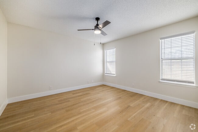 3BR, 2BA - 1,145SF - Bedroom - Mod Villas