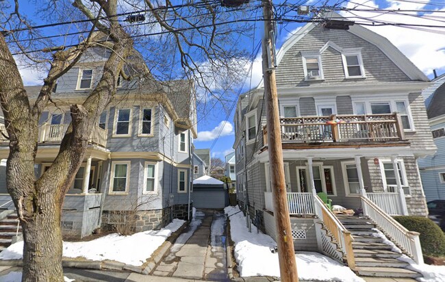 Building Photo - 69 Bromfield Rd Unit 2 Rental