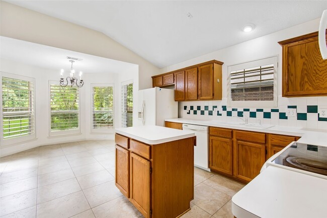 Photo - 206 N Dreamweaver Cir