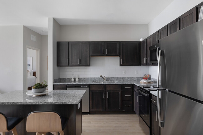 Building Photo - Newtown Woods