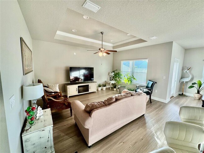 Photo - 223 Moonraker Cir
