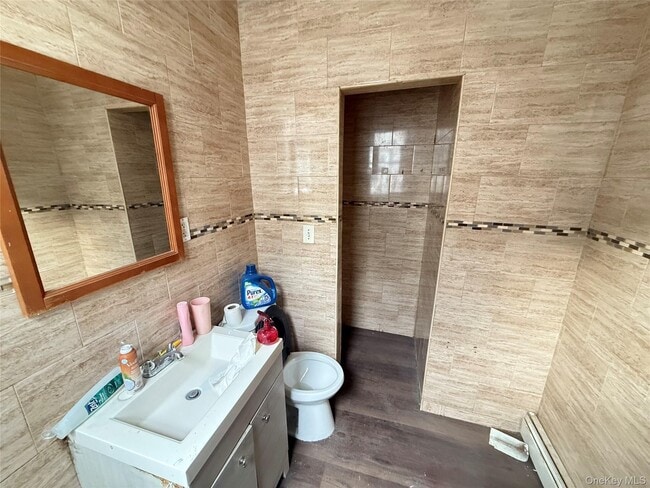 211-57 Jamaica Ave Unit 2F
