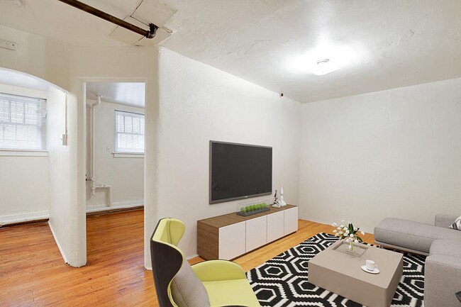 Photo - Corona Court Apartments