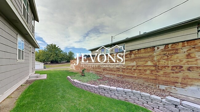 Photo - Spacious home with fully equipped kitchen and 2-car garage near Stewart Park