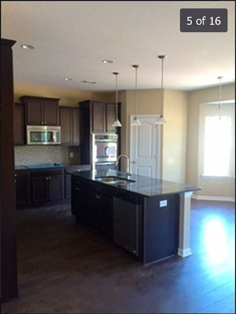 Photo - 643 Red Oak Ln