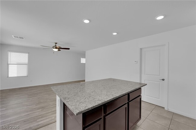 Photo - 6421 Broadcloth Ct