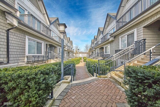 Photo - 5655 Chaffey Av