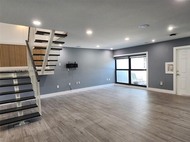 Photo - 6518 Kendale Lakes Dr
