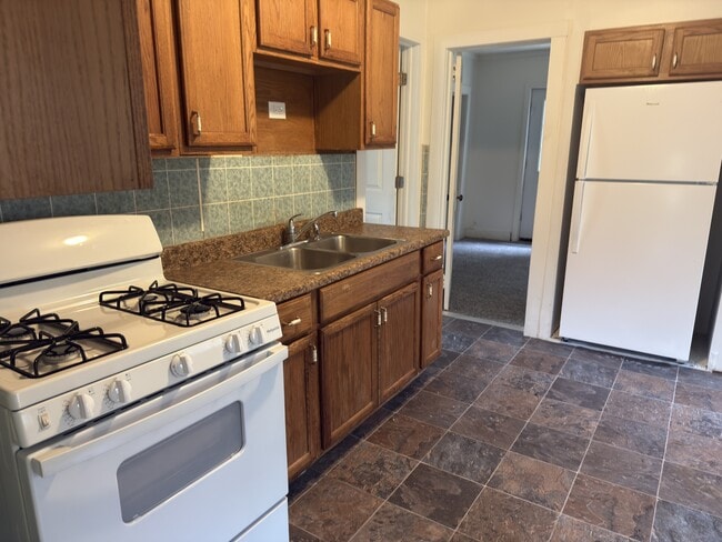 Photo - 53 Ellicott St