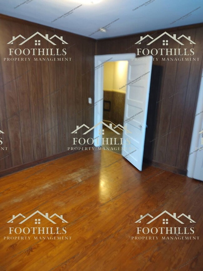 Photo - 507 Rose Hill St