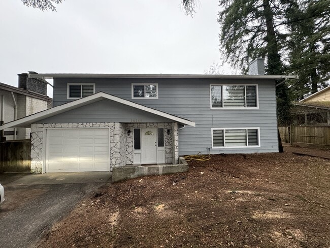 Building Photo - 34249 Green Ave