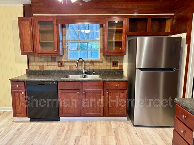 Photo - 263 Fairfax Pl